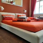 בית הארחה Havana Club