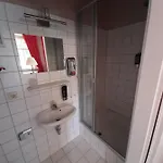 Havana Club בית הארחה